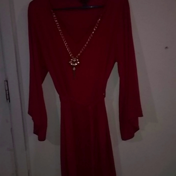 Dress - Picture 3 of 3